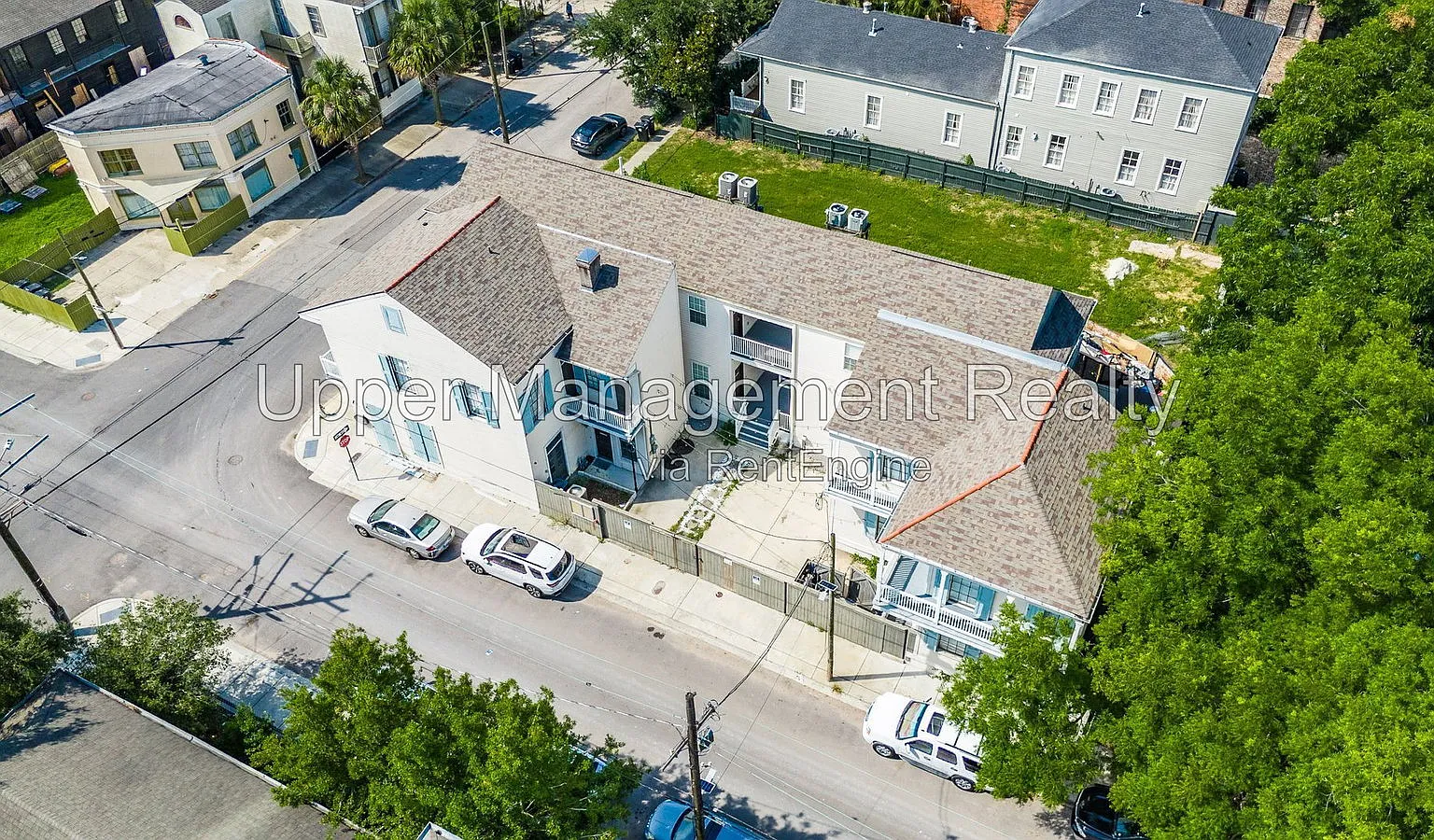 1 bed, 1.5 bath, 945 sqft, $1,600 — Photo 3