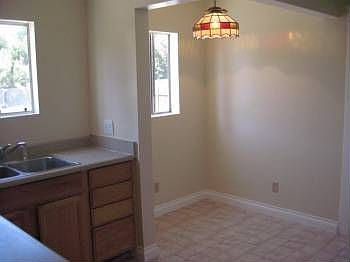 4th image of 4044 Cottonwood St #A