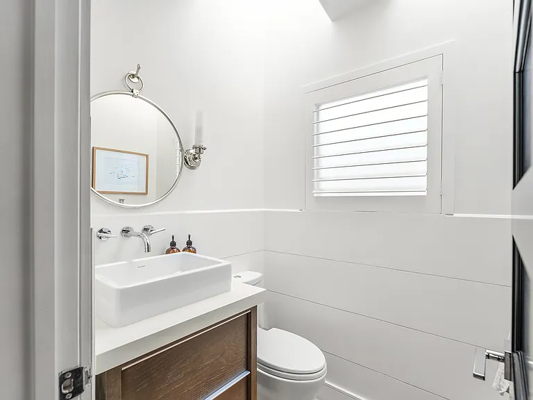 445 Marine Ave — Photo 15