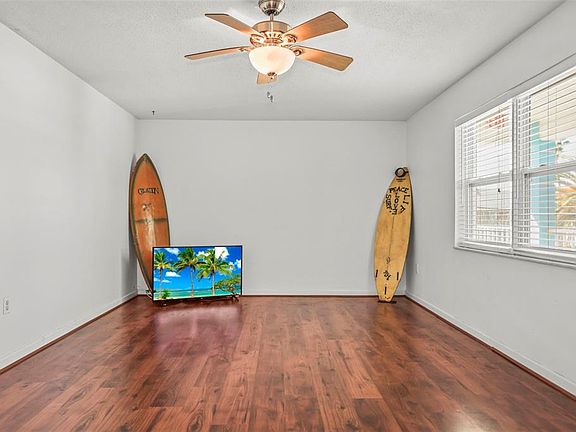 5th image of 11655 3rd St E APT 19