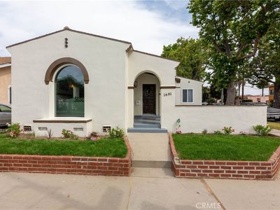 1601 W Gage Ave, Los Angeles, CA, 90047