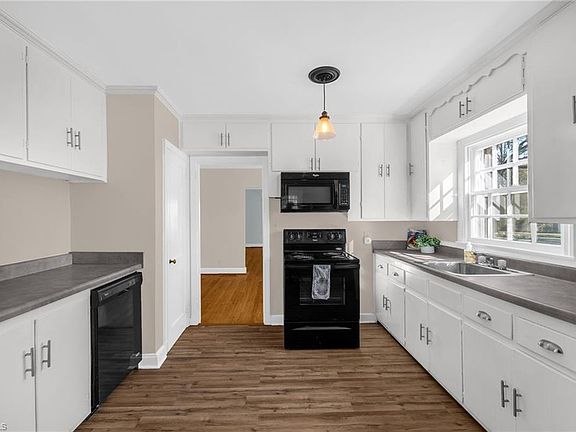 3rd image of 1810 Independence Rd