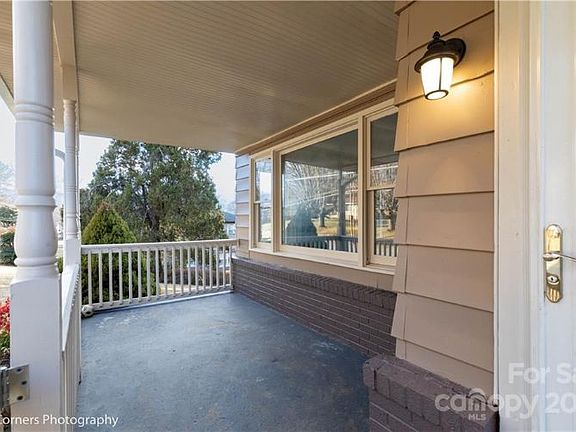 2nd image of 764 Brown Ave