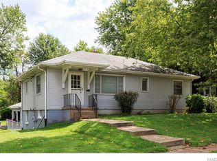 2812 Laclede Station Rd, Saint Louis, MO 63143