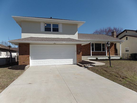 3rd image of 1670 Carrigallen Ln
