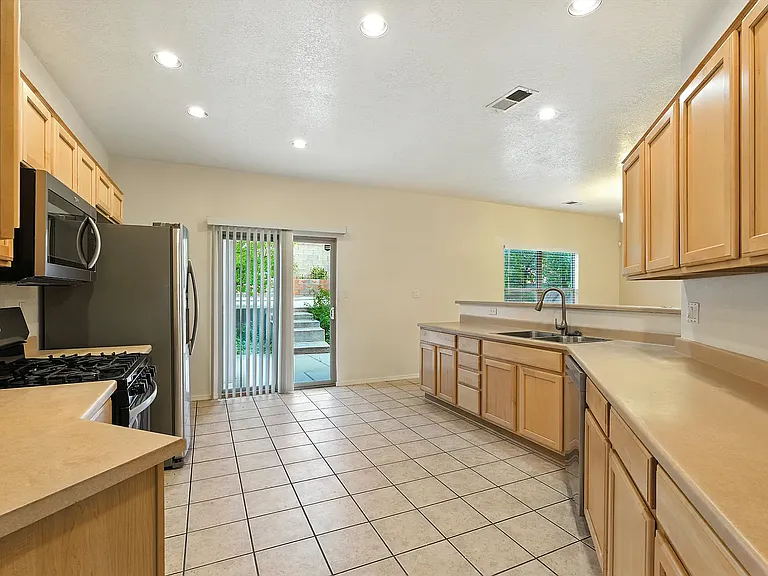 9219 Colima Ave NW — Photo 11