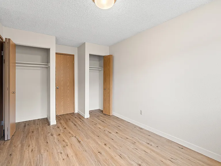 Country Gables Apartments
