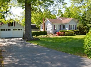 19 Washington Ave, Princeton, NJ 08540