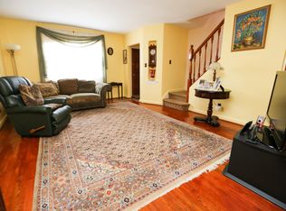 7528 168th St, Flushing, NY 11366