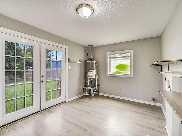 312 S Utah St — Photo 12