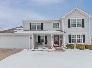 2257 Shoshoni St, Grafton, WI 53024