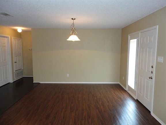 5th image of 9920 Blue Bell Dr