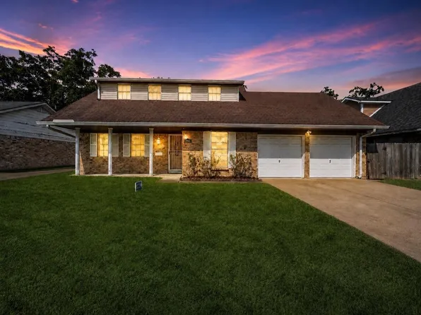 2808 Burke Rd, Pasadena, TX 77502