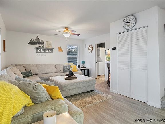 5th image of 27922 Lindsey Ln