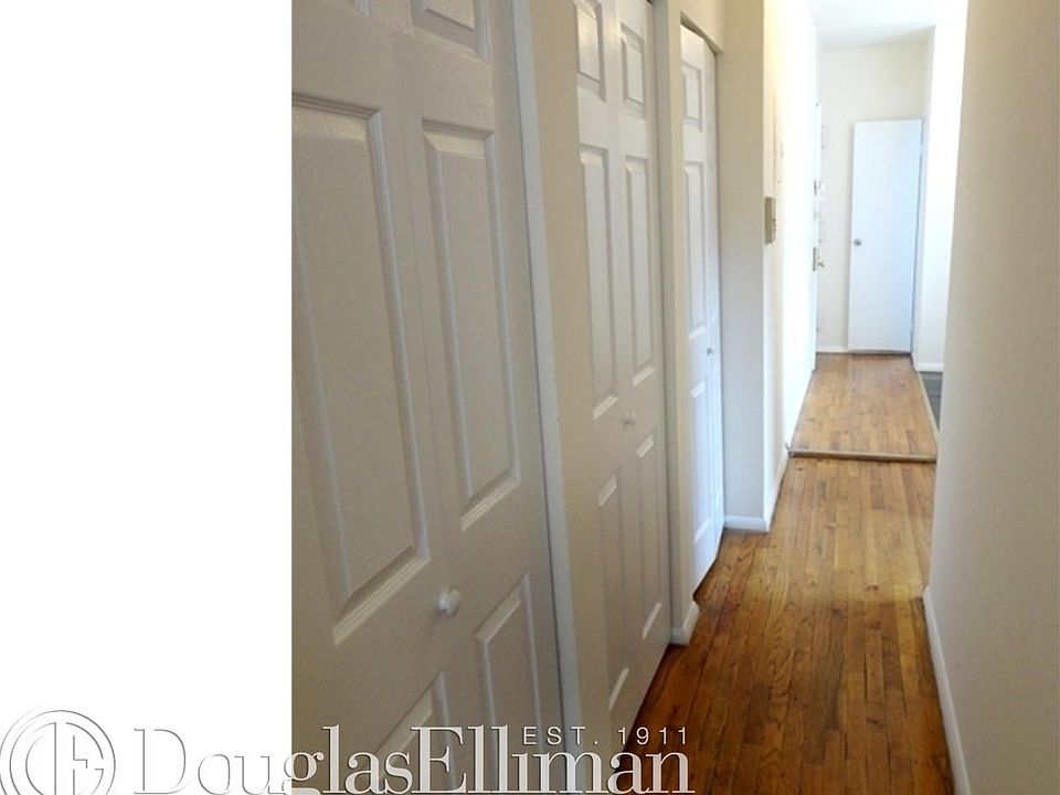 2nd image of 412 W 49th St APT 2RE