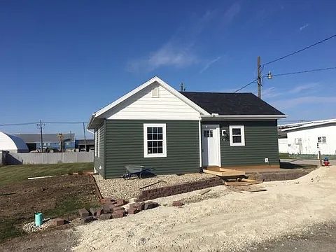 1st image of 102 Wapak St #102