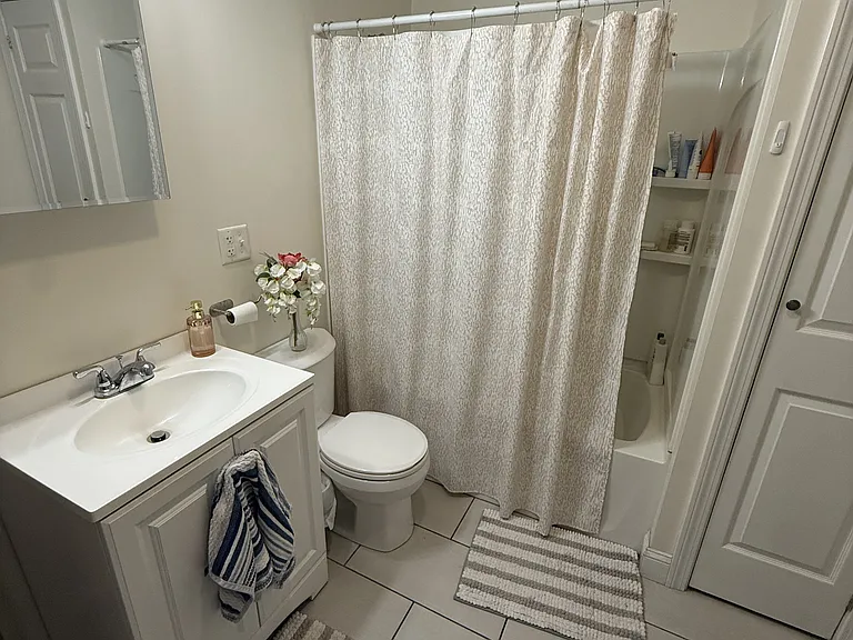 352 Main St #3 — Photo 7