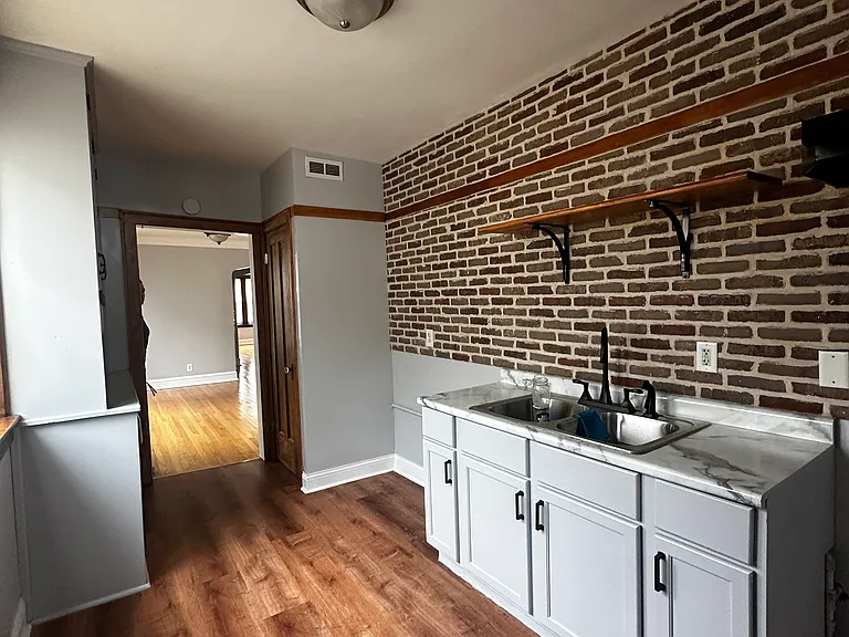 7319 S Rockwell St #2 — Photo 17