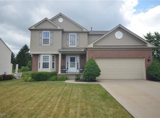 4909 Garnet Cir, Stow, OH 44224