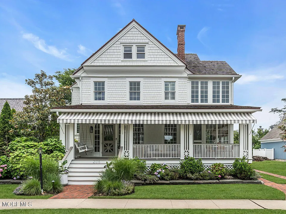 206 Brighton Ave