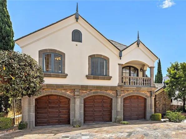 108 Kings Pl, Newport Beach, CA 92663