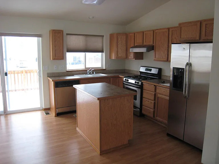 1223 S Van Marter Ln — Photo 4