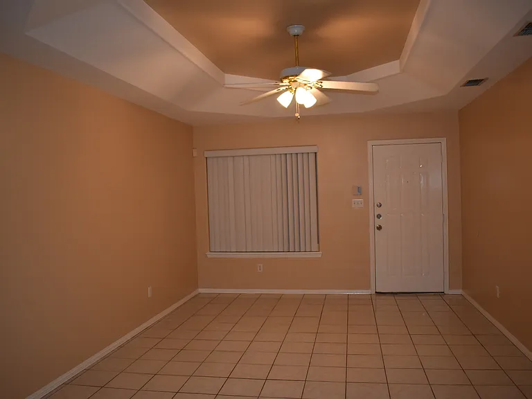 6800 N 8th St #A — Photo 2