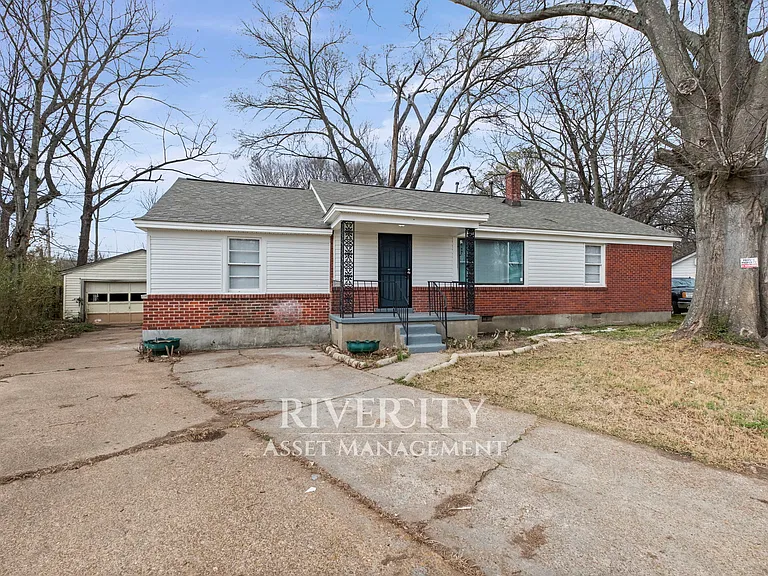 3405 Medford Cv — Photo 2