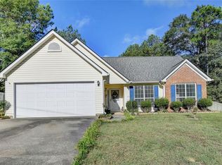 159 Williamsburg Way, Winder, GA 30680