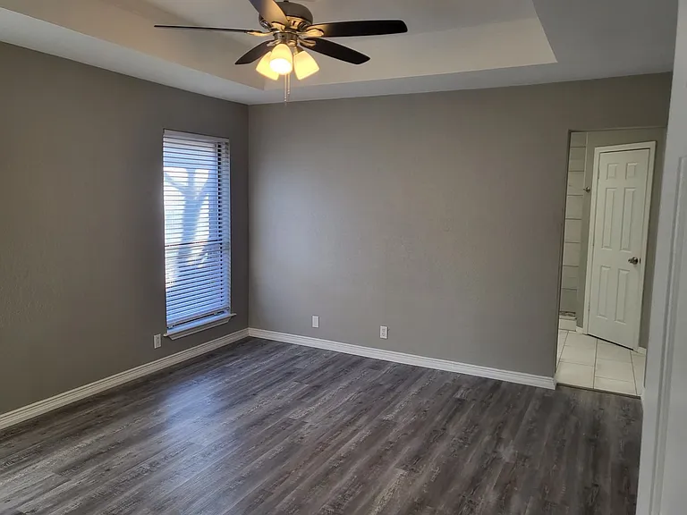 7404 Glen Haven Dr — Photo 13