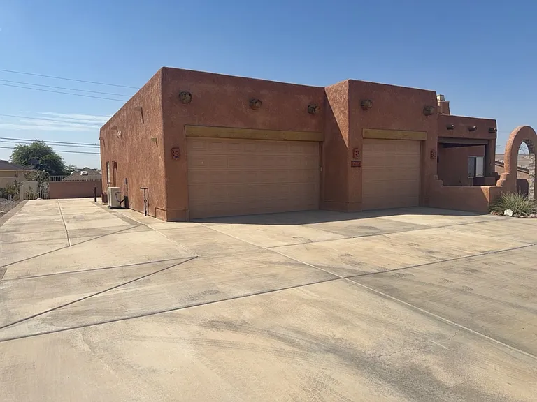 3658 Hattaras Ln — Photo 2