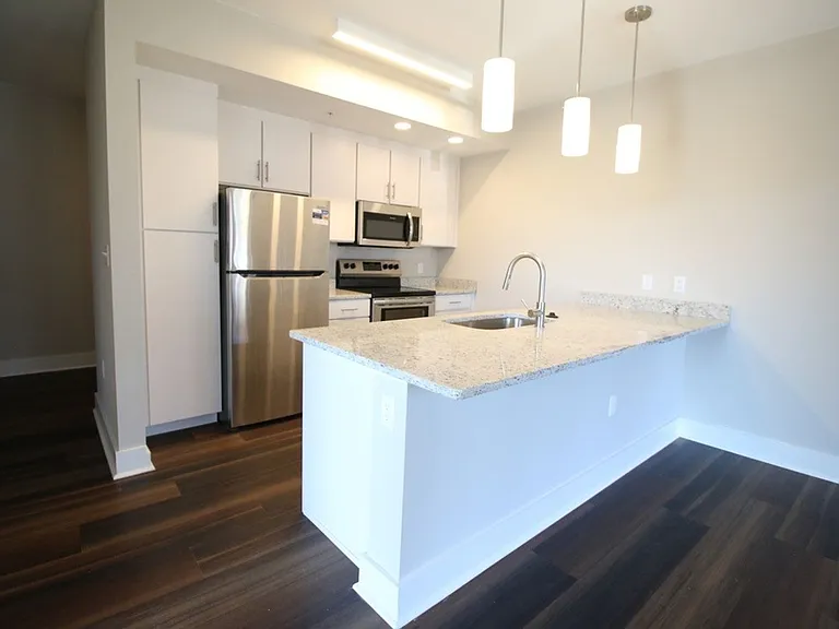 Main2525 — Photo 42