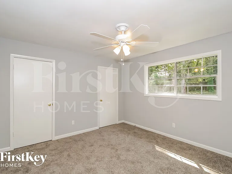 76 Hunters Cir — Photo 11