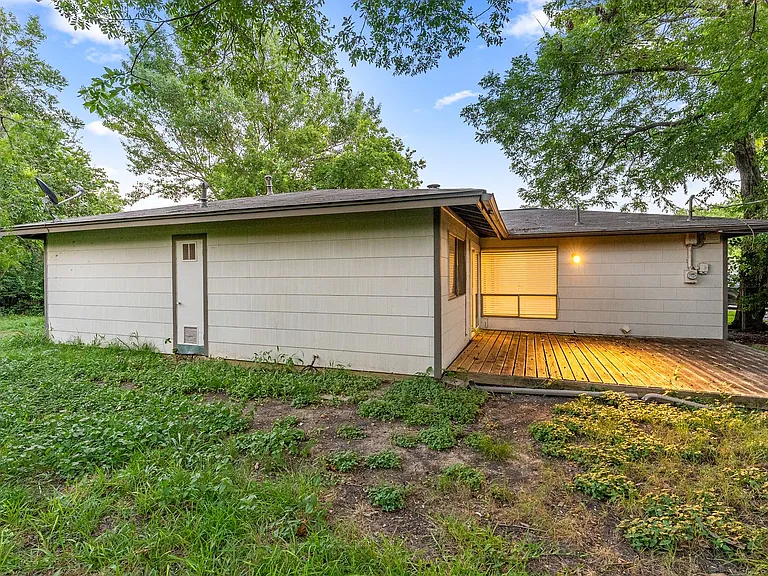 7004 Bryn Mawr Cv — Photo 18