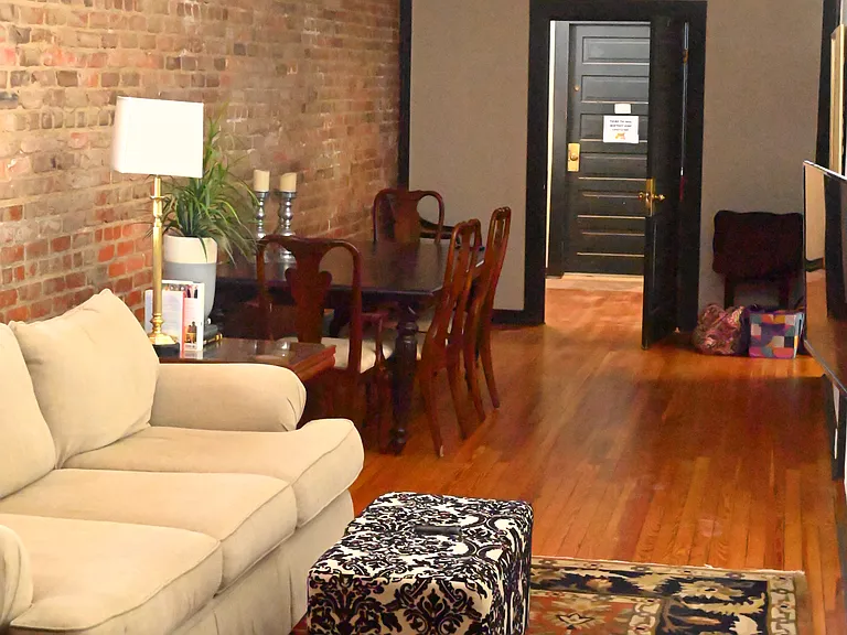 214 E Broad St #B — Photo 8