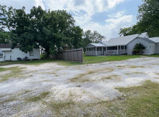 7924 Bayway Dr, Baytown, TX 77520