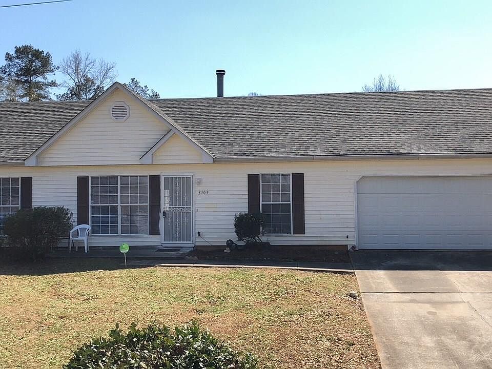 1st image of 3109 Brook Hollow Dr