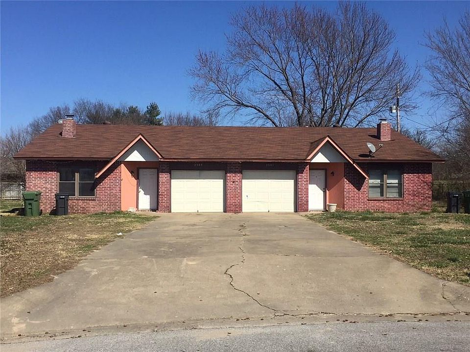 1st image of 2301 W Pecan St