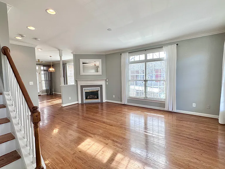 130 Fenner Ln — Photo 3