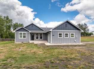 1927 W Duke Rd, Sutherlin, OR 97479