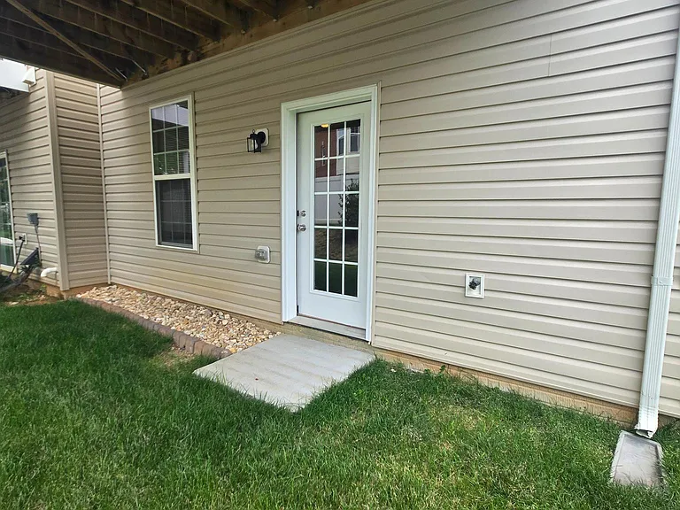 7770 Dagny Way — Photo 23