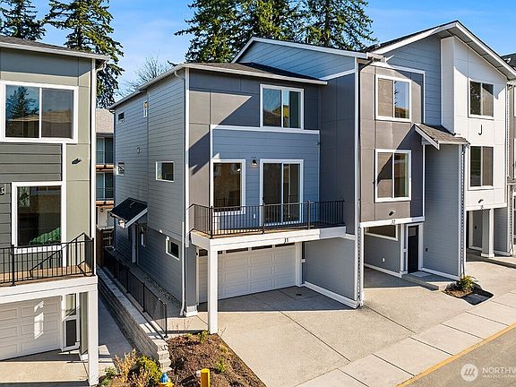 3rd image of 16823 Alder Way #J2