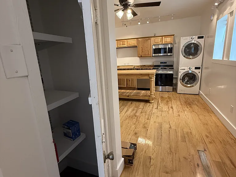 1120 W Mulberry St — Photo 11