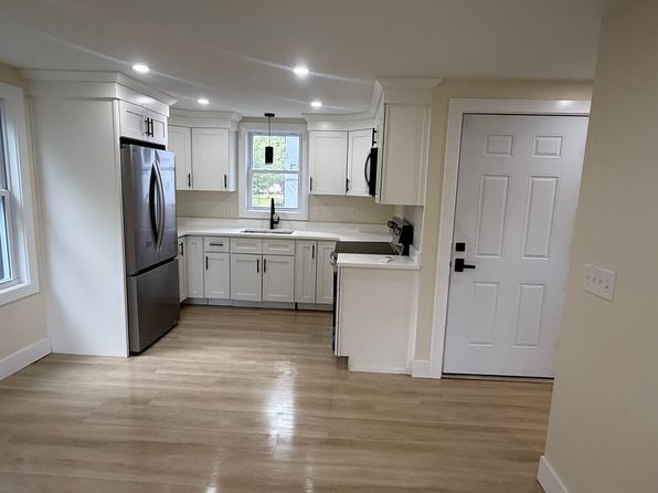 52 Diamond St #1