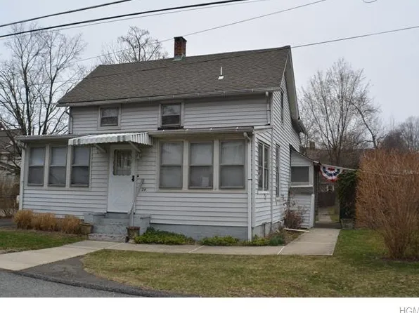24 Hickory Ave, Hillburn, NY 10931