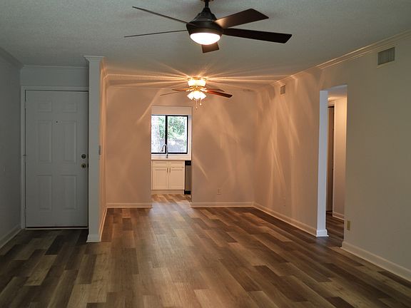 4th image of 5811 Atlantic Blvd Unit 205