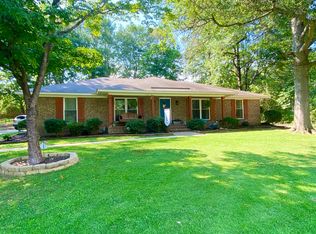 302 Forest Ln, Jasper, AL 35501