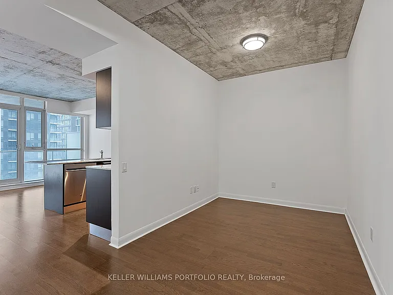 375 King St W #1805 — Photo 5