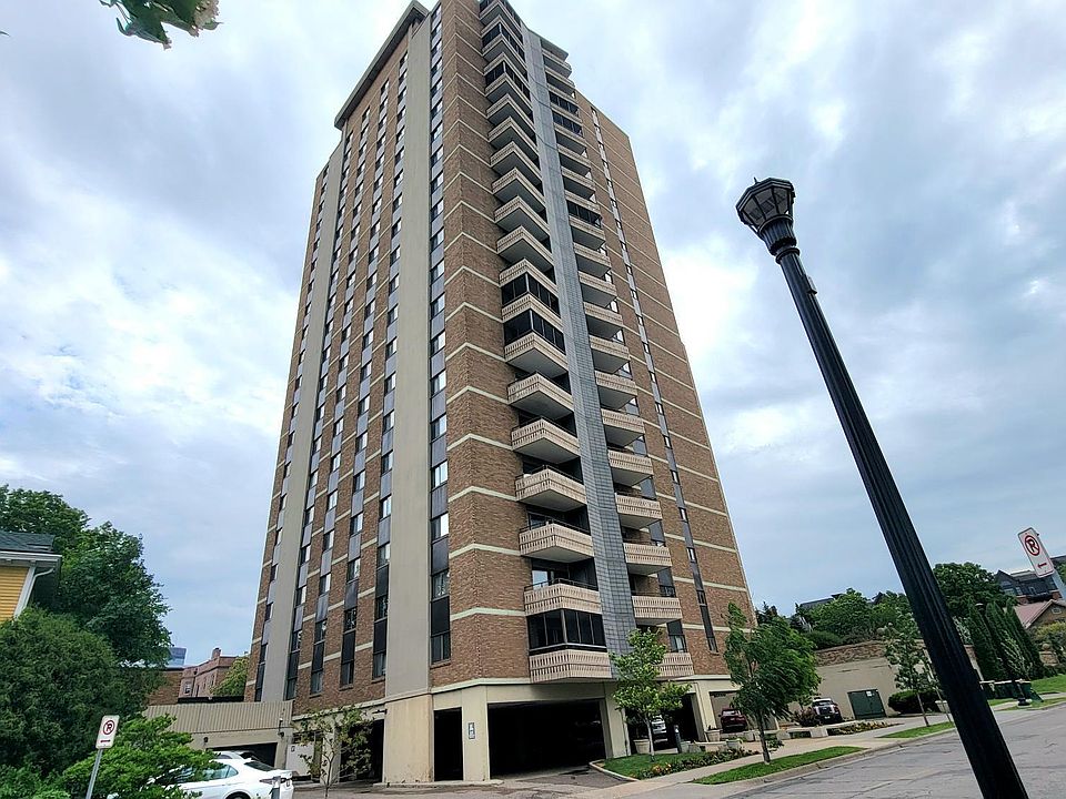 1st image of 410 Groveland Ave APT 202