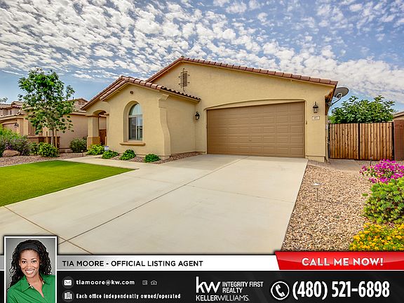 3rd image of 687 W Dragon Tree Ave
